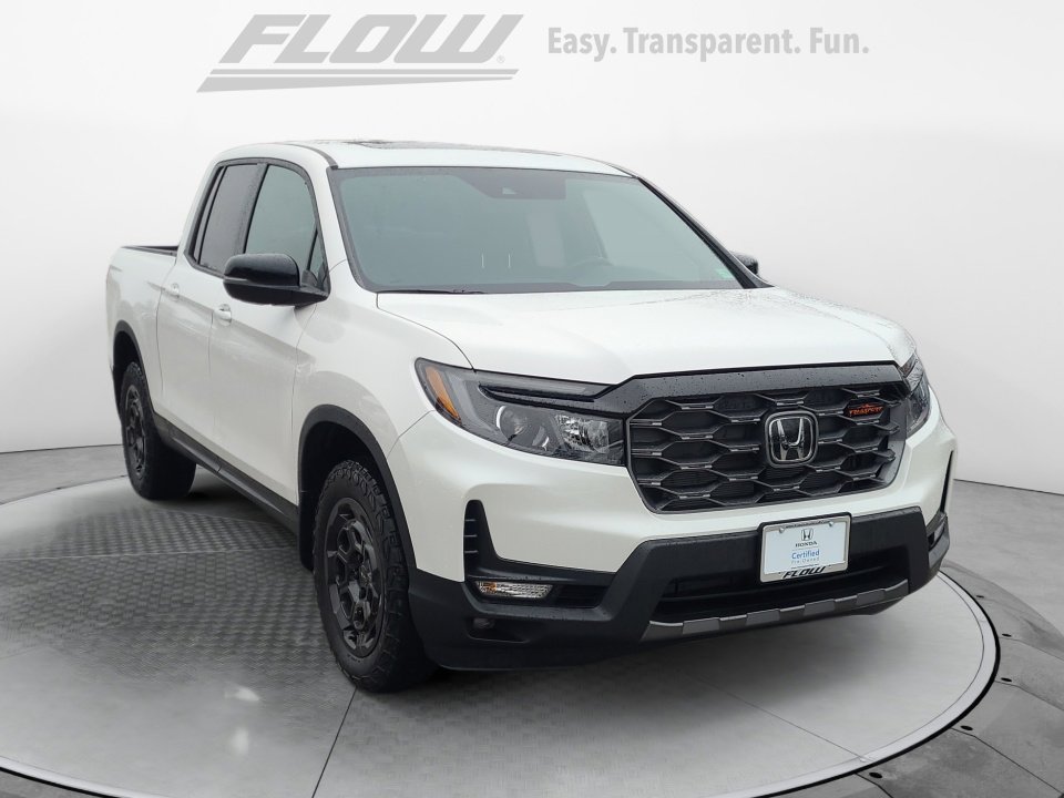 Certified 2025 Honda Ridgeline TrailSport+ image 1