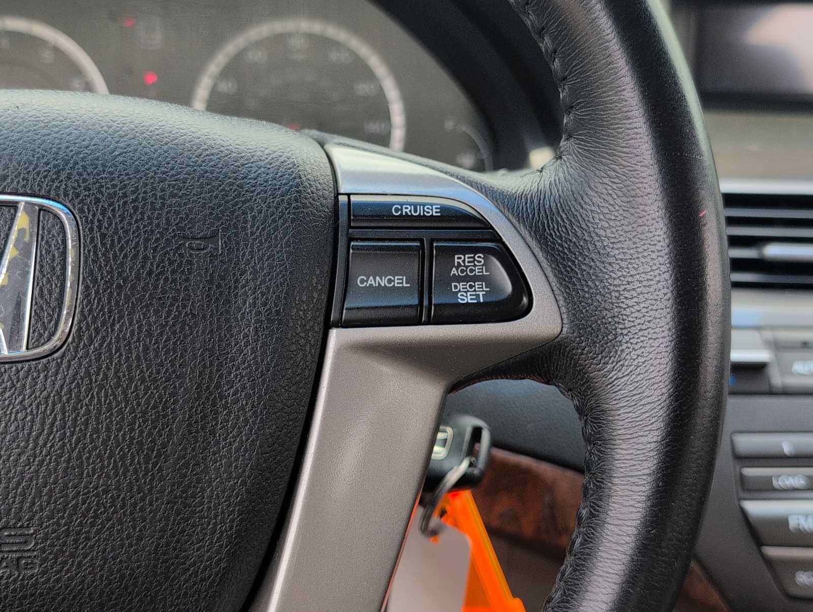 Used 2011 Honda Accord EX-L image 24