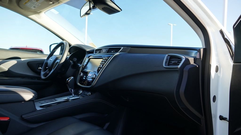 Used 2024 Nissan Murano SV w/ SV Midnight Edition Package image 22