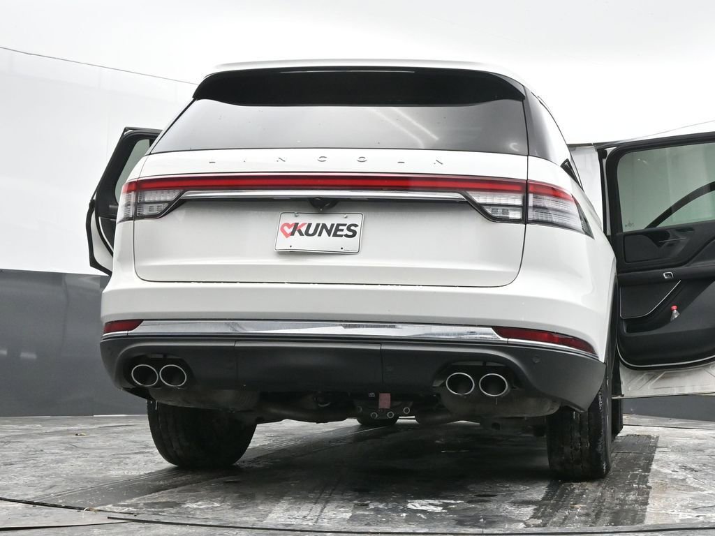 Used 2023 Lincoln Aviator AWD w/ Premium Package image 75