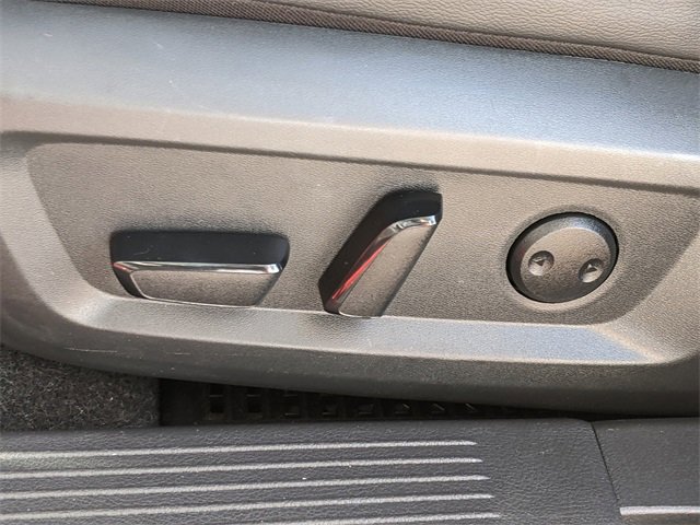 Used 2023 Nissan Rogue SL w/ SL Premium Package image 19