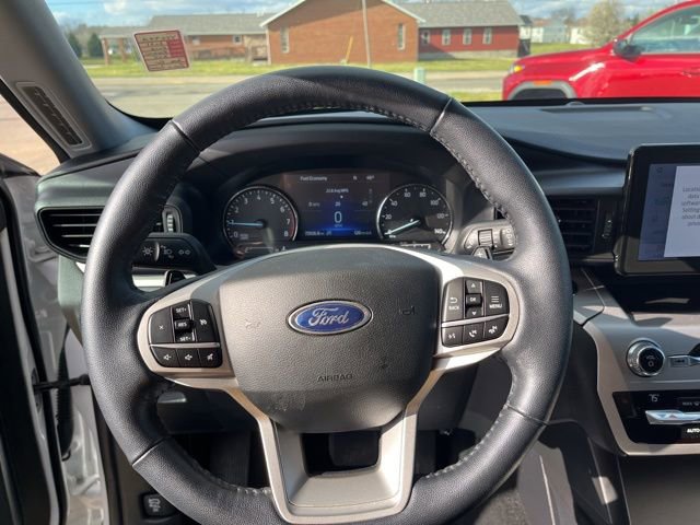 Used 2021 Ford Explorer XLT w/ Class III Trailer Tow Package AWD/4WD image 15