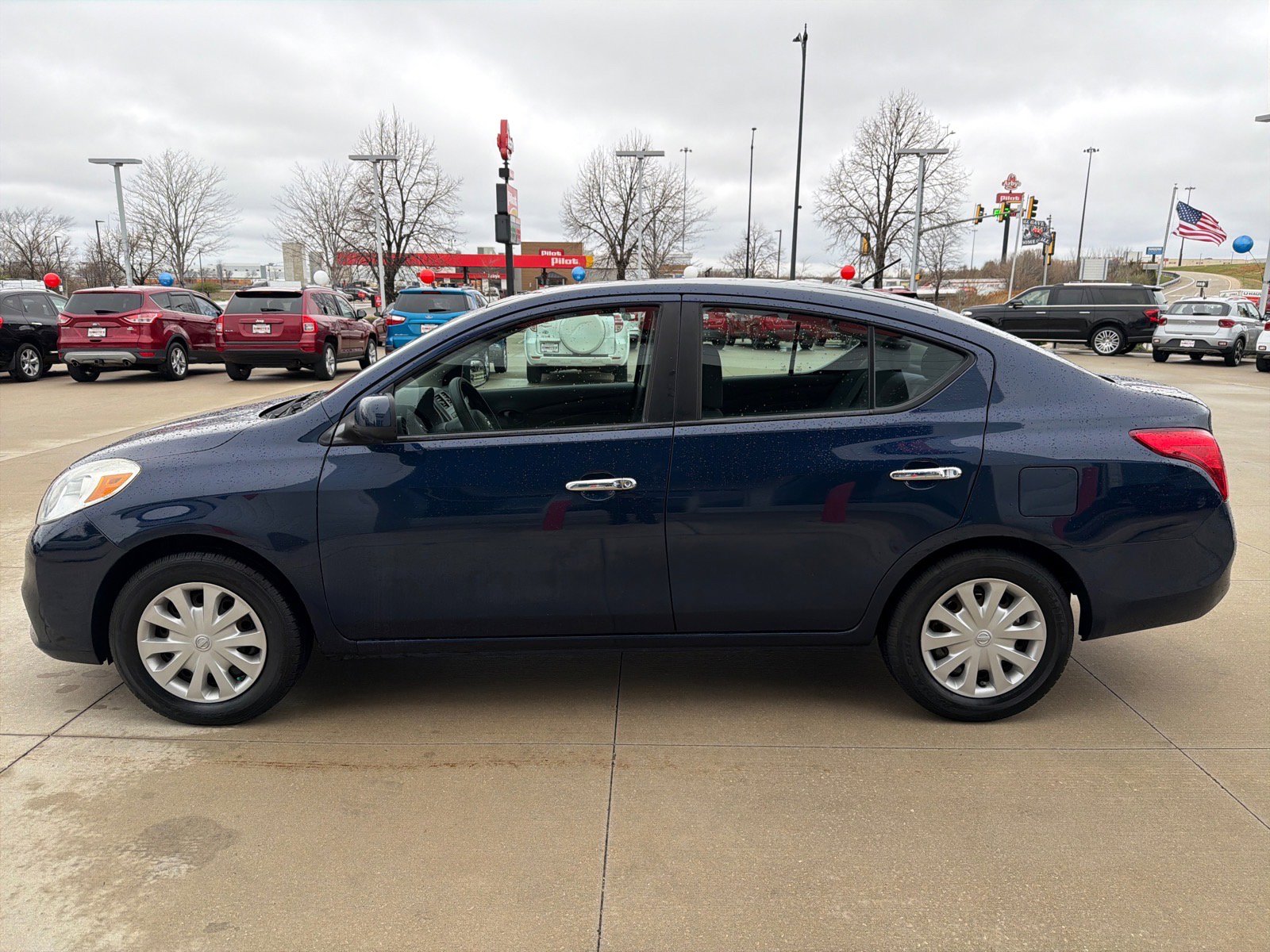 Used 2012 Nissan Versa SV w/ Convenience Pkg FWD image 5