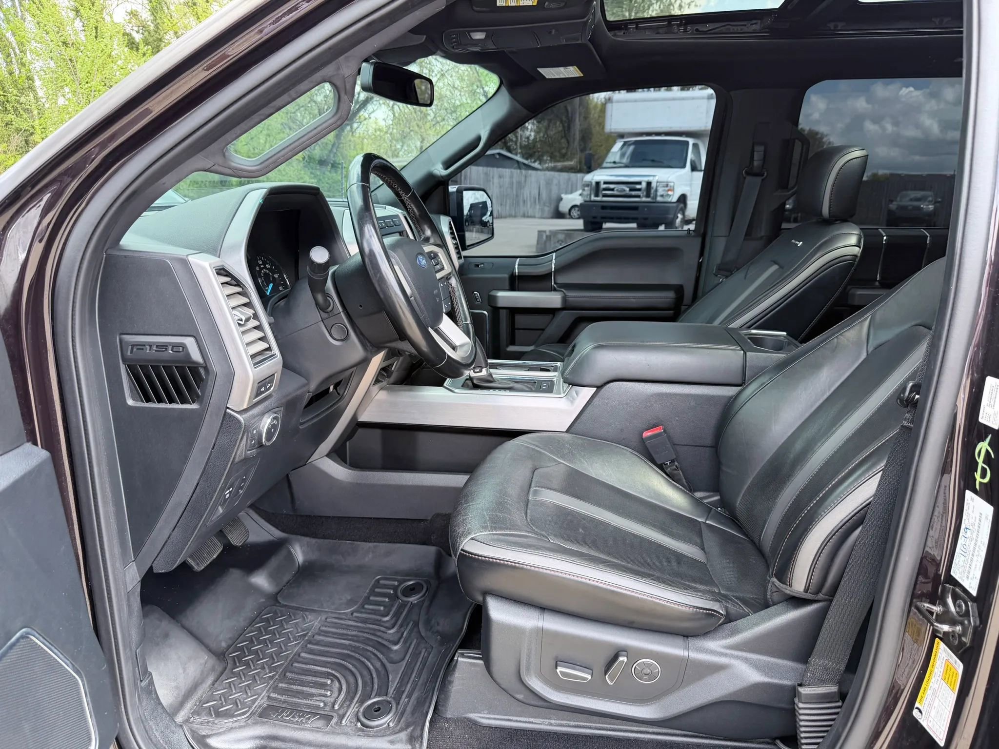 Used 2019 Ford F150 Platinum w/ Equipment Group 701A Luxury image 68