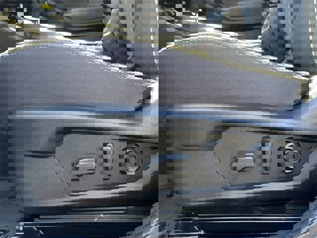 Certified 2025 Subaru Crosstrek 2.0i Premium image 23