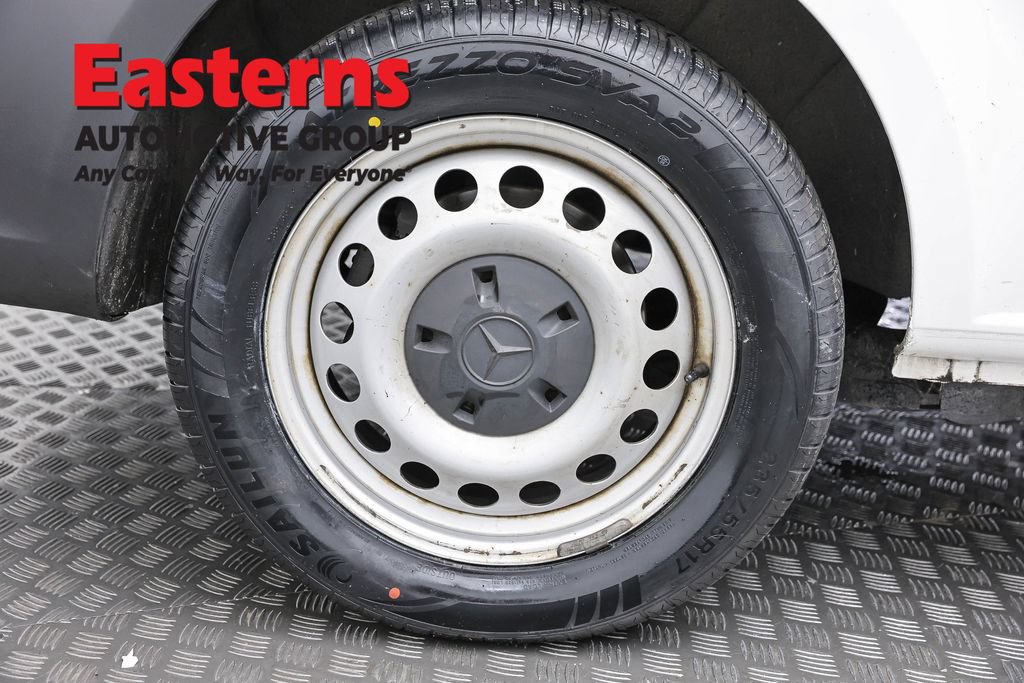 Used 2023 Mercedes-Benz Metris image 30