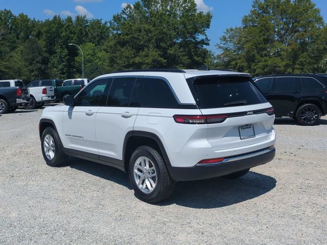 New 2026 Jeep Grand Cherokee Laredo X RWD image 3