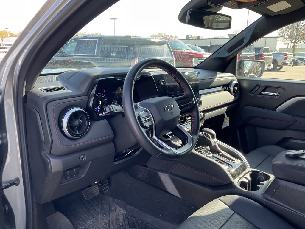 Certified 2024 Chevrolet Colorado Z71 w/ Z71 Convenience Package 2 AWD/4WD image 34