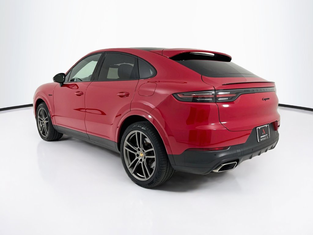 Certified 2023 Porsche Cayenne Coupe AWD/4WD image 3