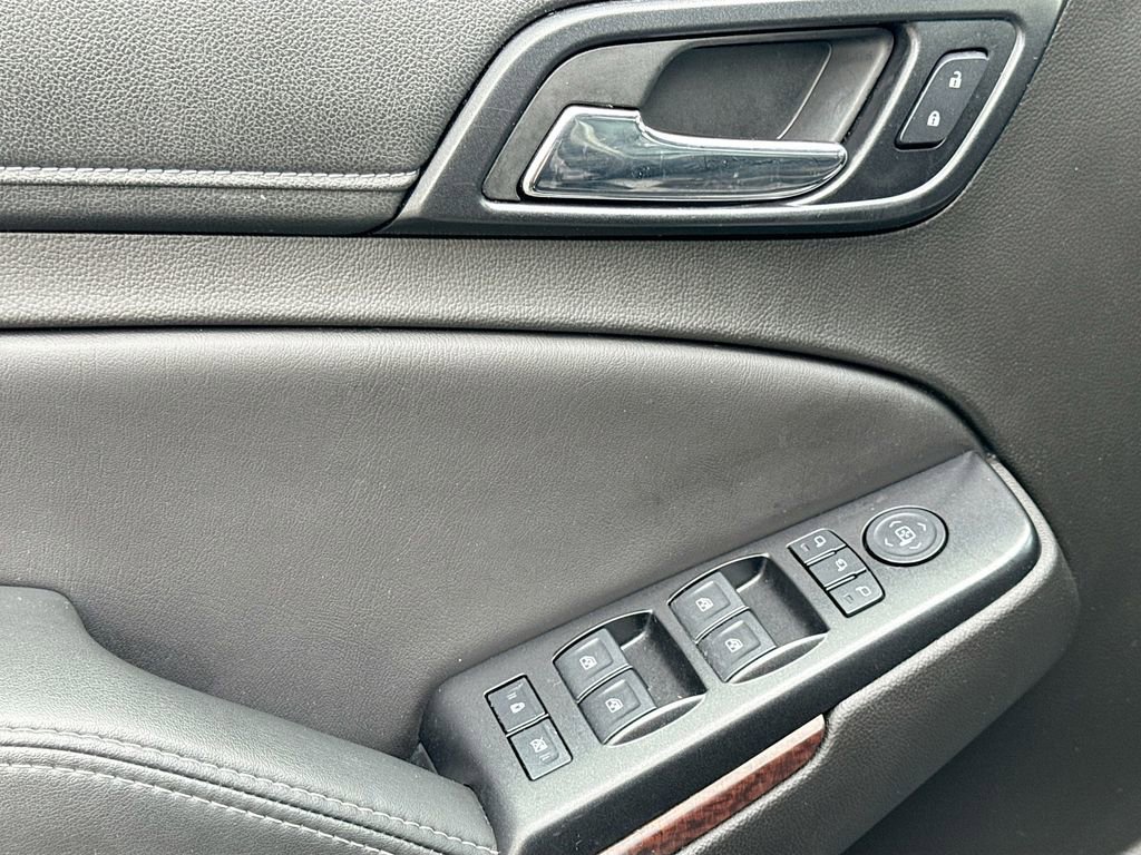 Used 2017 GMC Yukon XL SLT w/ Premium Edition image 23