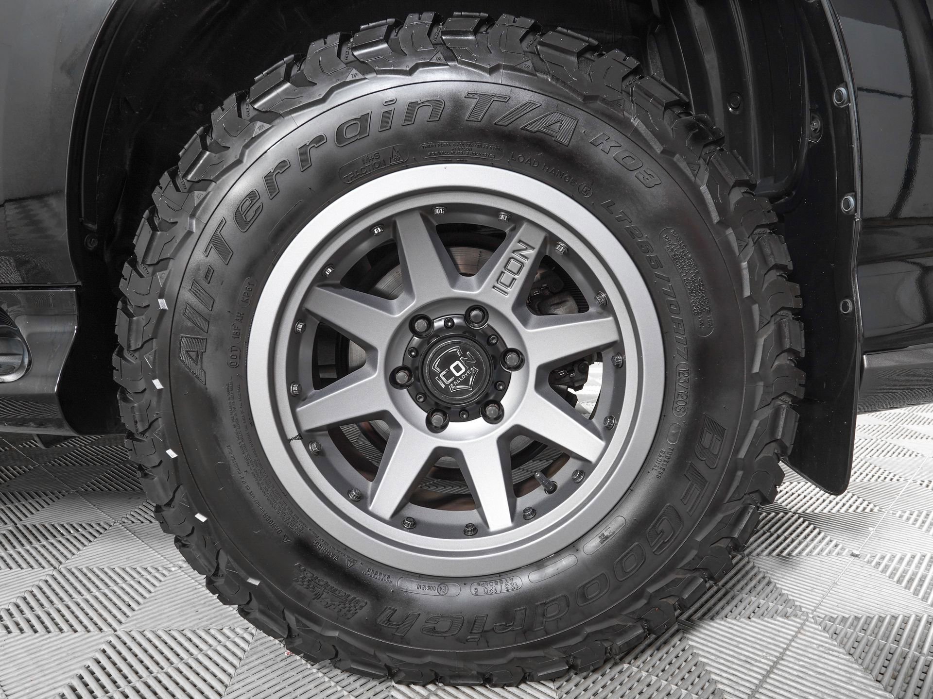 Used 2020 Lexus GX 460 Premium image 31