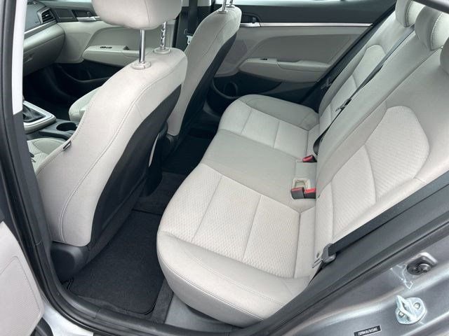 Used 2019 Hyundai Elantra SE image 31