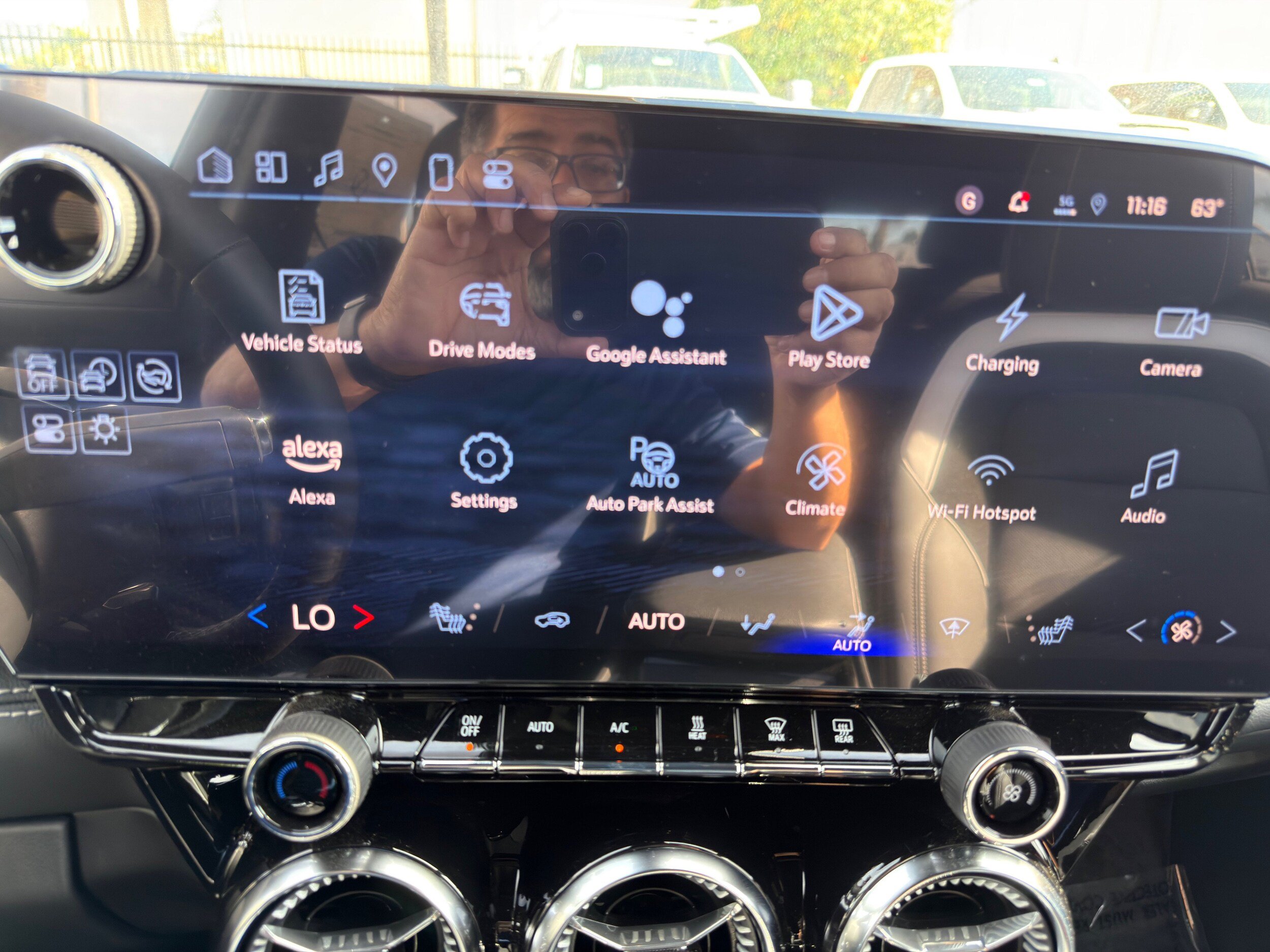 New 2025 Chevrolet Blazer EV LT w/ Super Cruise Package AWD/4WD image 29
