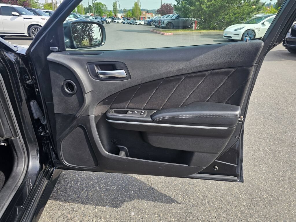 Used 2022 Dodge Charger GT RWD image 11