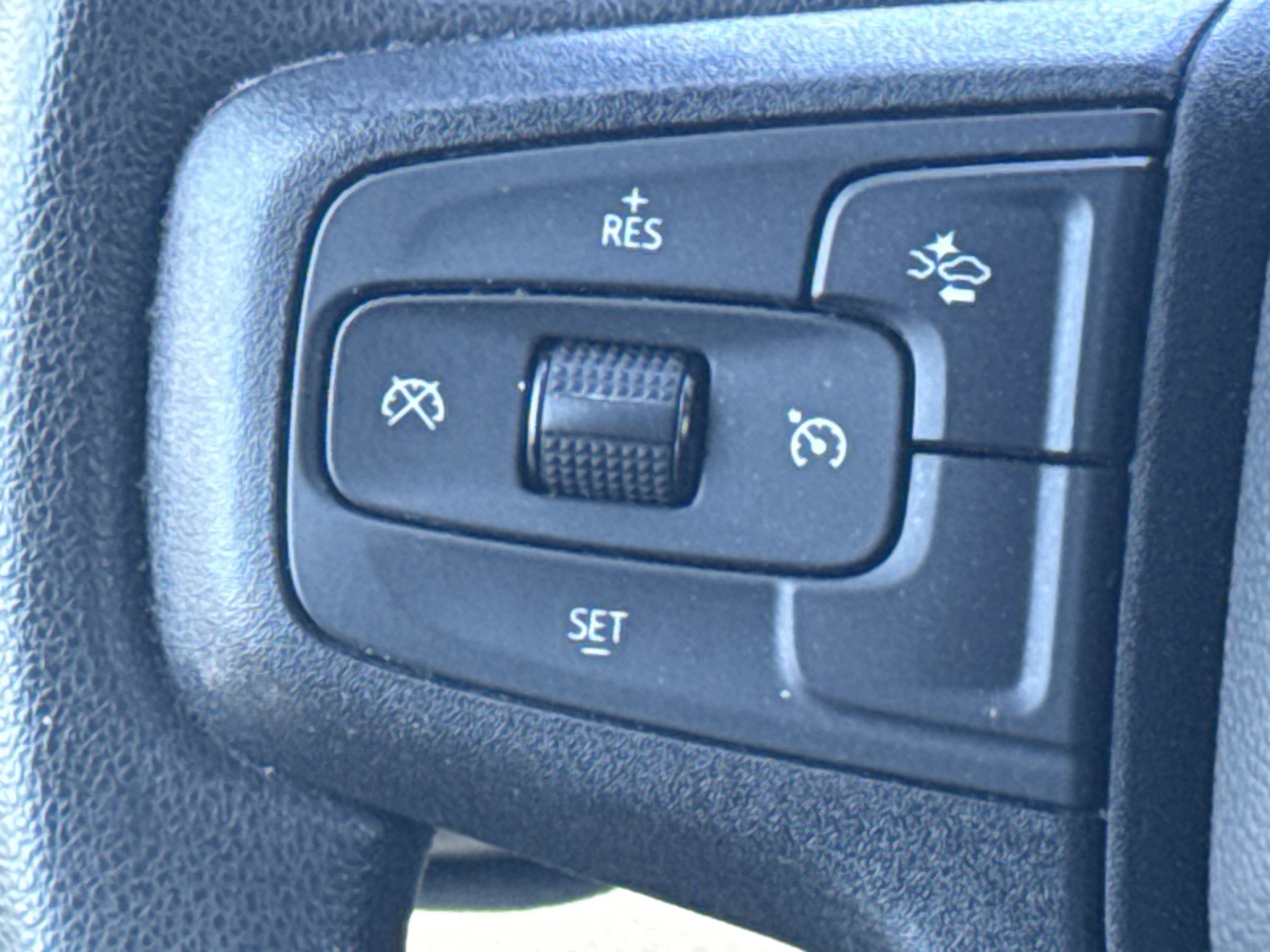 Used 2024 Chevrolet Silverado 2500 Custom w/ Custom Value Package image 26