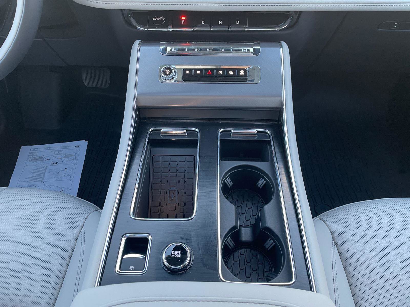 New 2026 Lincoln Aviator AWD image 11