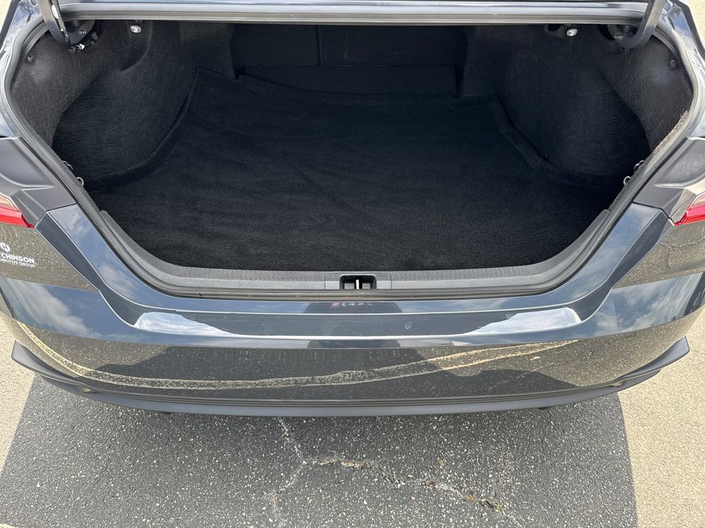 Certified 2025 Toyota Camry SE FWD image 18