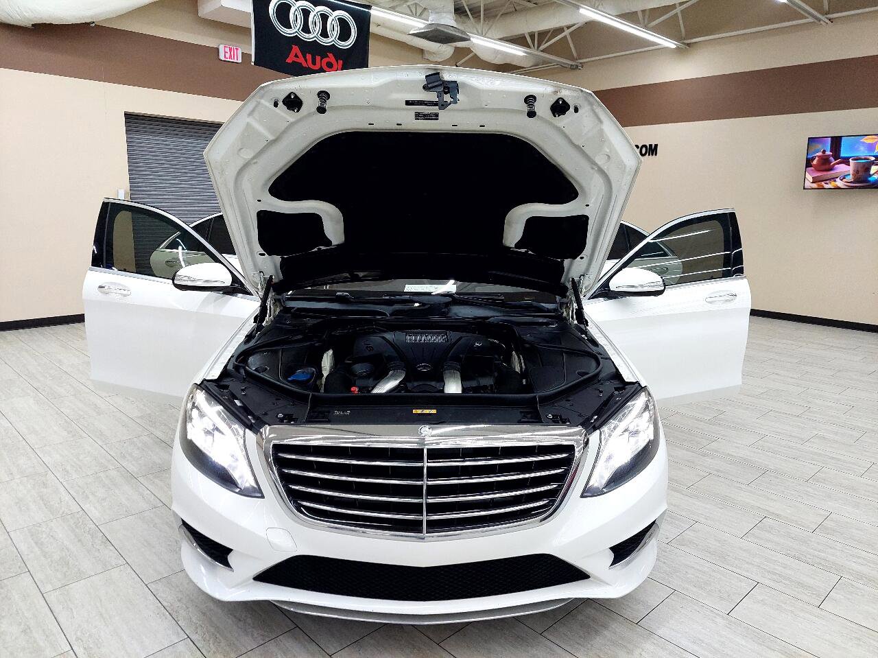 Used 2015 Mercedes-Benz S 550 Sedan image 12