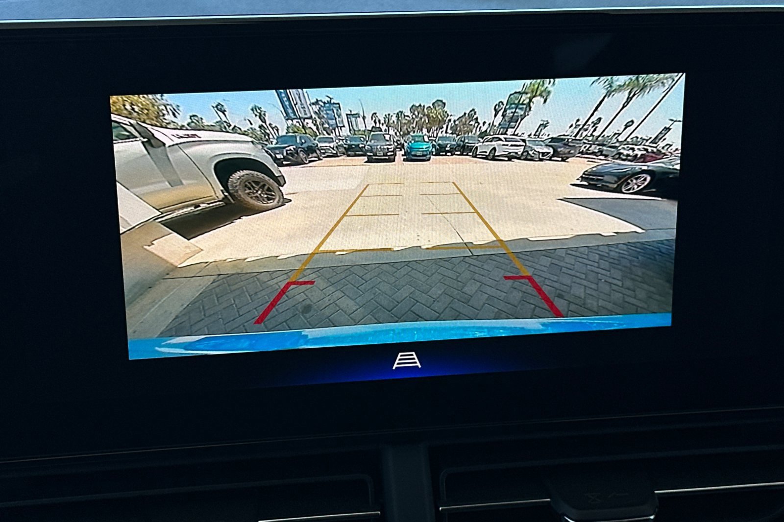 New 2025 Chevrolet Trax LT w/ Driver Confidence Package image 19