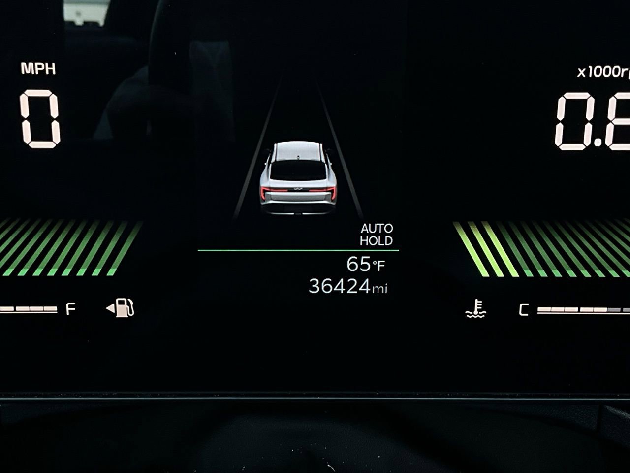 Used 2025 Kia K4 LXS image 39