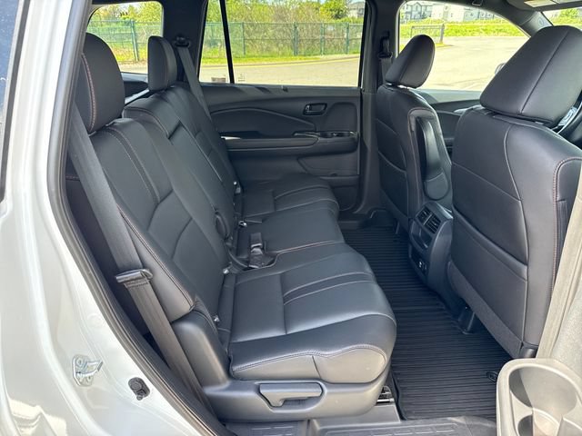 Used 2023 Honda Passport TrailSport image 12