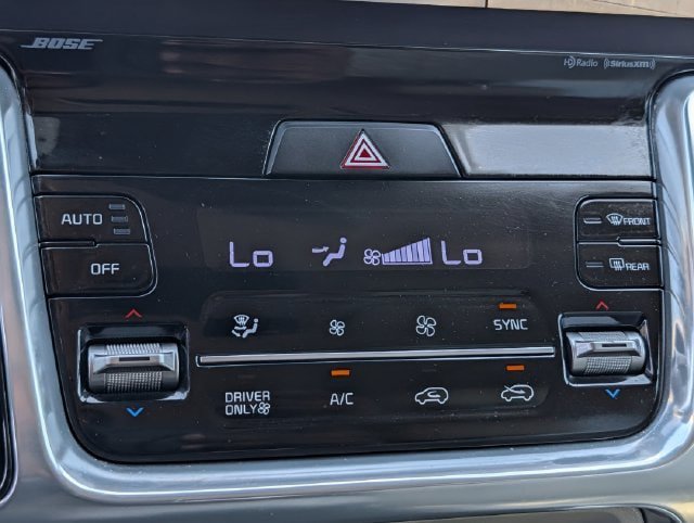 Used 2023 Kia Sorento SX Prestige AWD/4WD image 17