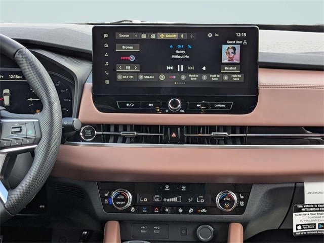 New 2025 Mitsubishi Outlander SEL image 16