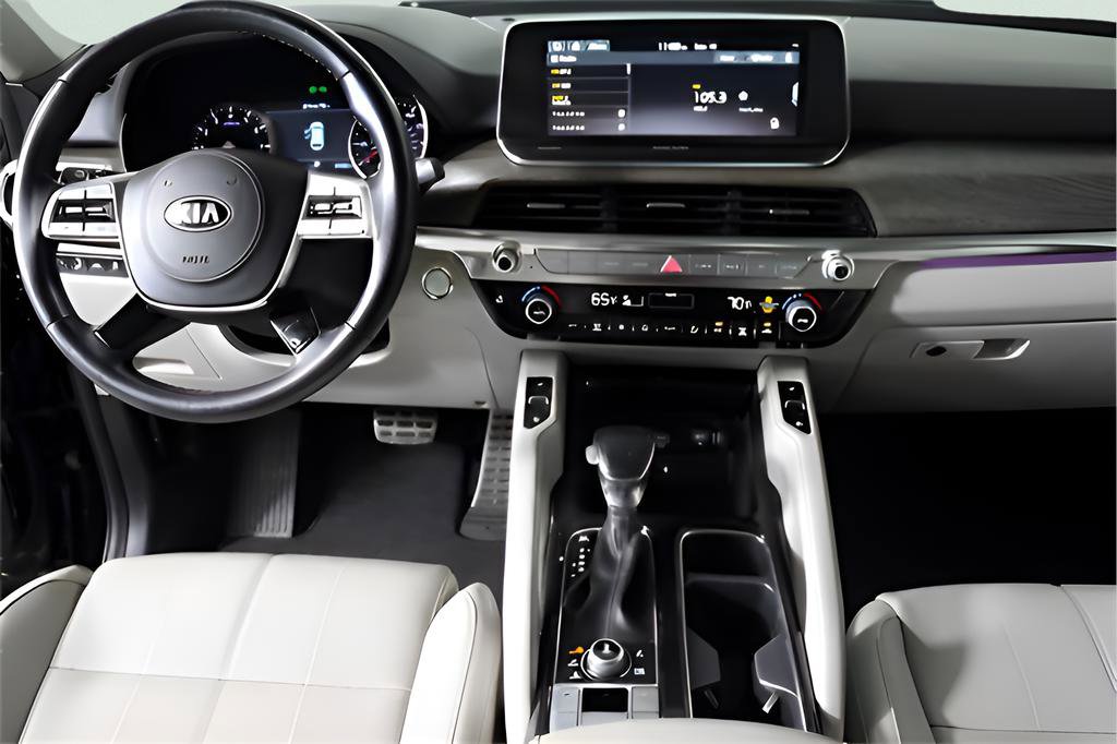 Used 2021 Kia Telluride SX w/ Nightfall Edition Package image 16