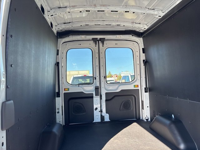 New 2025 Ford Transit 250 148 Medium Roof Extended AWD image 7