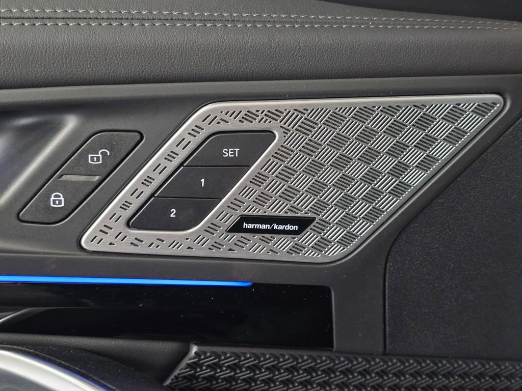 Used 2025 BMW X1 xDrive28i w/ Convenience Package image 12