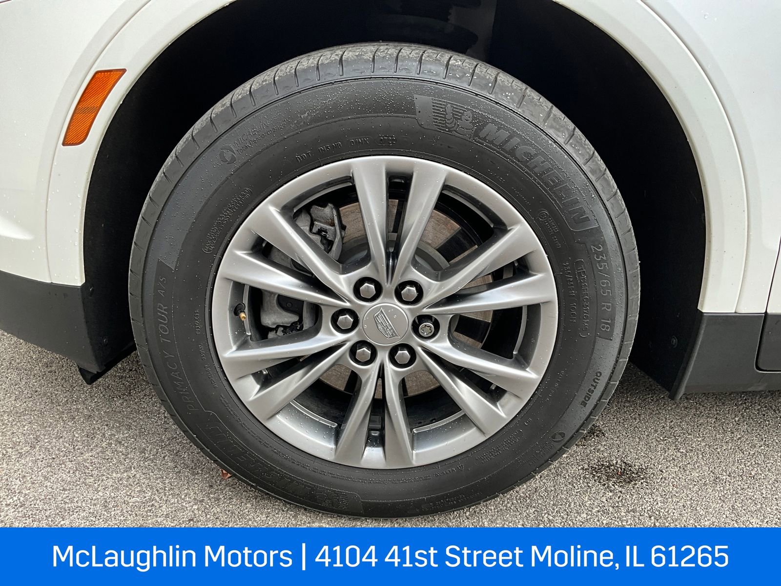 Certified 2022 Cadillac XT5 Premium Luxury w/ LPO, Floor Liner Package image 35