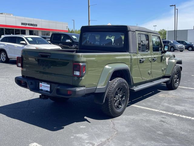 Used 2021 Jeep Gladiator Willys AWD/4WD image 6