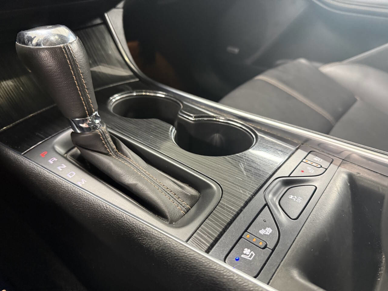 Used 2019 Chevrolet Impala Premier w/ Premier Convenience Package image 24