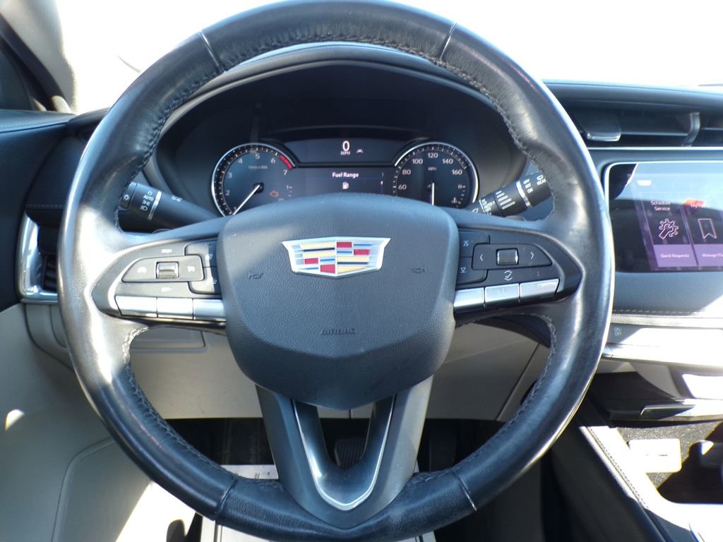 Used 2020 Cadillac XT4 Premium Luxury w/ Cold Weather Package image 12