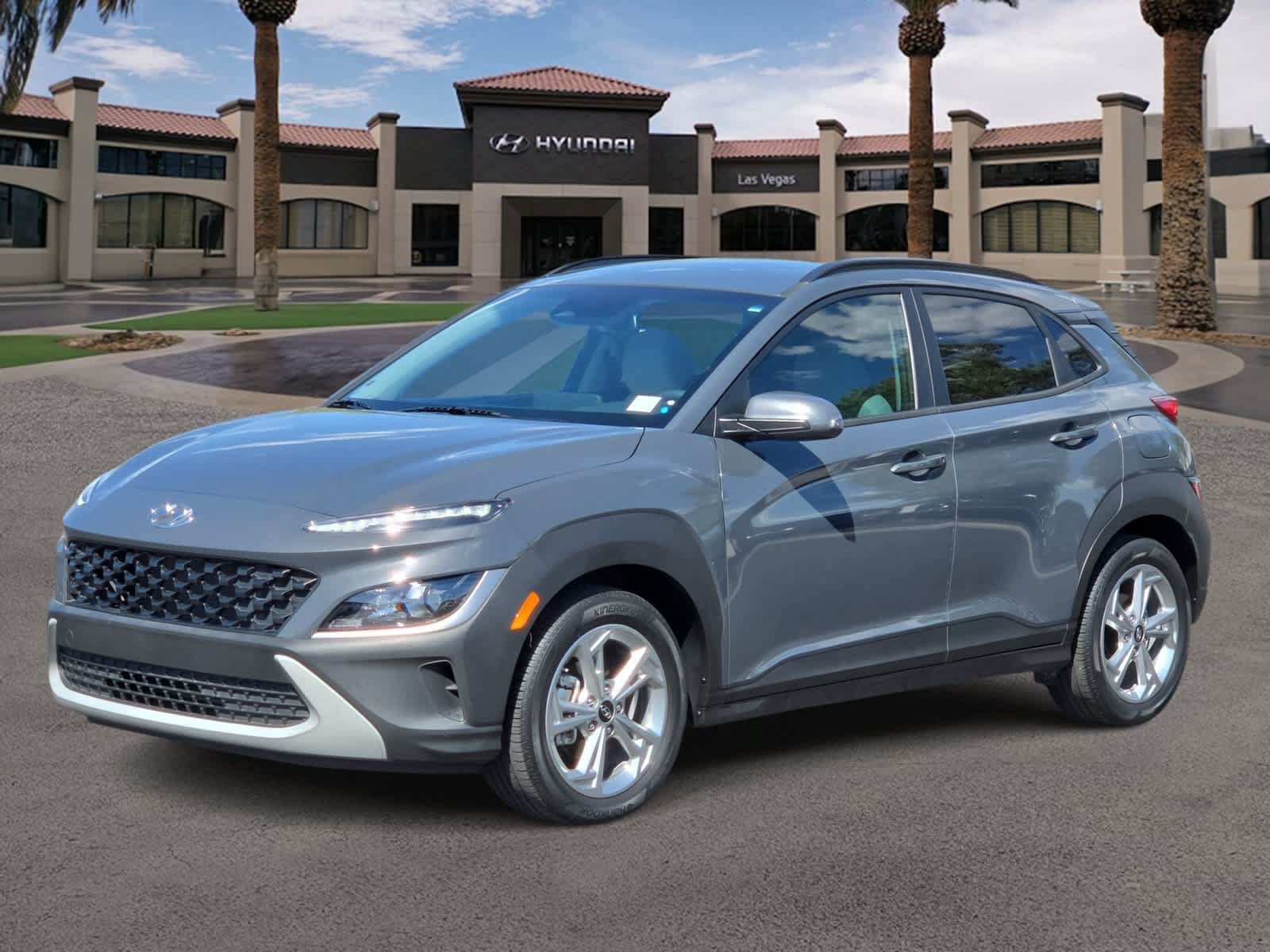Used 2023 Hyundai Kona SEL w/ Cargo Package FWD image 4