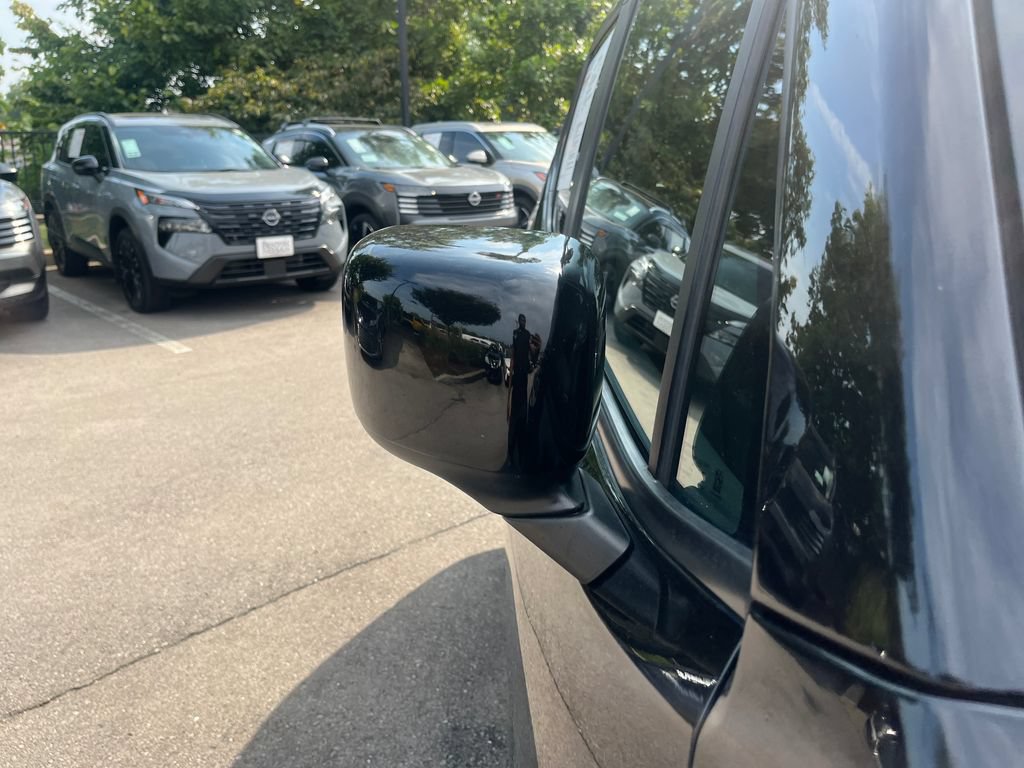 Used 2019 Jeep Renegade Latitude w/ Cold Weather Group AWD/4WD image 38