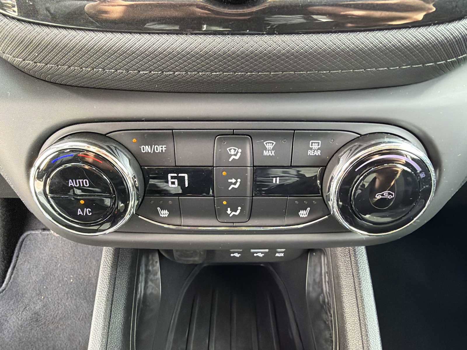 Certified 2023 Chevrolet TrailBlazer LT w/ Convenience Package image 17