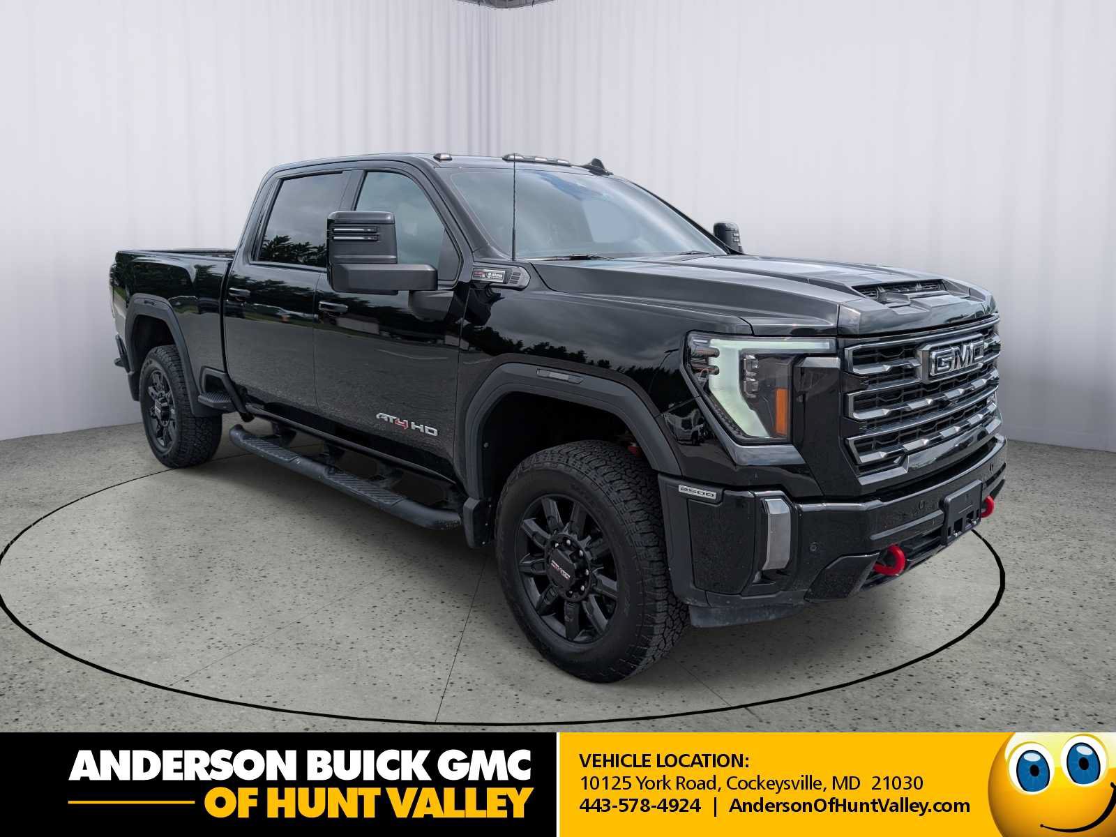 Used 2024 GMC Sierra 2500 AT4 w/ Technology Package AWD/4WD image 1