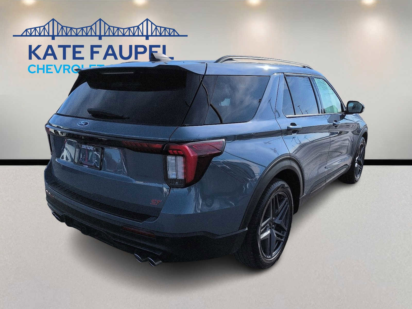 Used 2025 Ford Explorer ST image 7