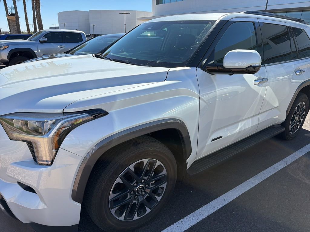 Used 2023 Toyota Sequoia Limited AWD/4WD image 2