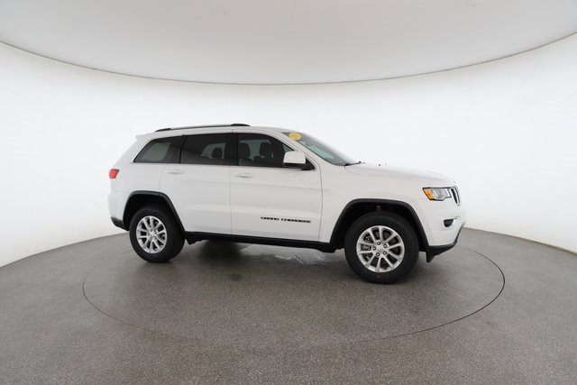 Used 2021 Jeep Grand Cherokee Laredo image 24