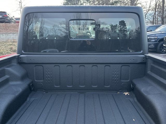 New 2026 Jeep Gladiator Sport image 18