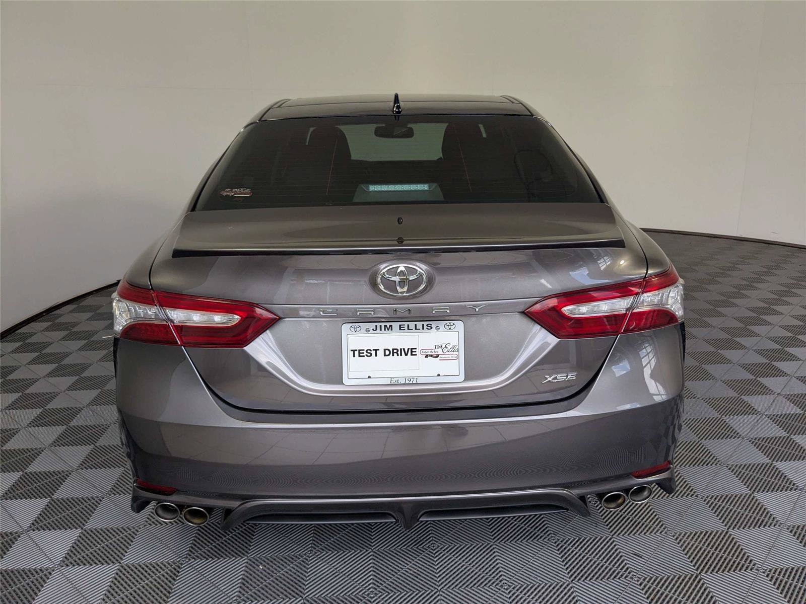 Certified 2020 Toyota Camry XSE FWD image 7