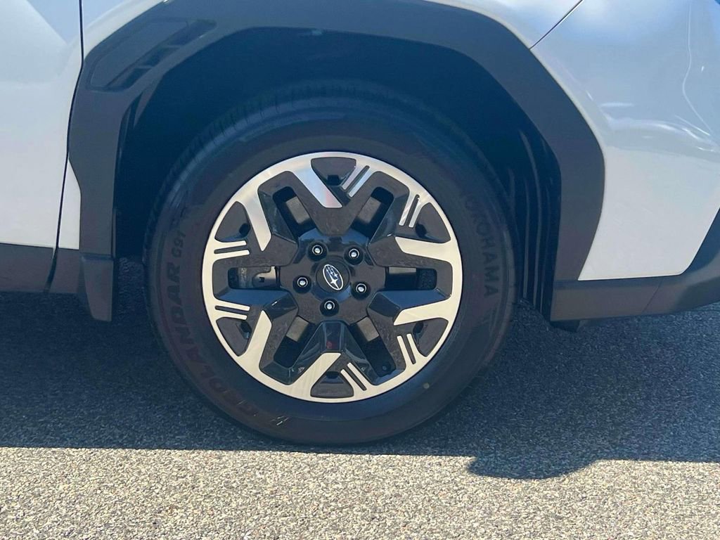 Certified 2025 Subaru Forester image 6