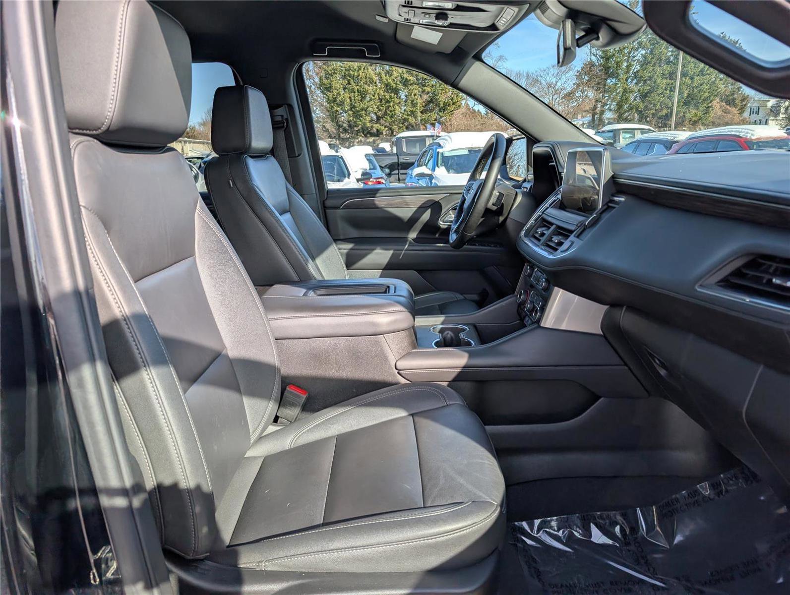 Used 2024 Chevrolet Tahoe LT AWD/4WD image 10