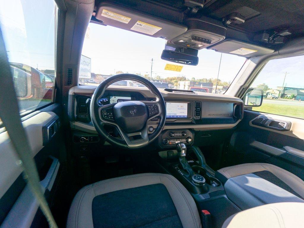Used 2023 Ford Bronco Wildtrak AWD/4WD image 15