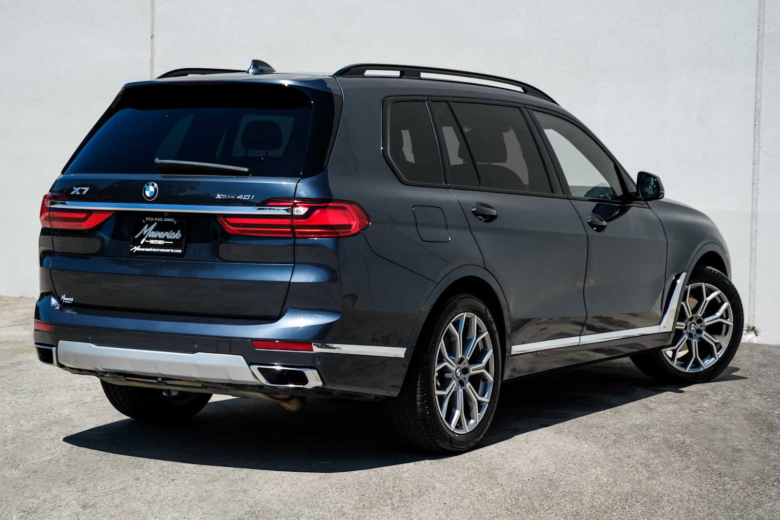 Used 2022 BMW X7 xDrive40i w/ Premium Package image 9