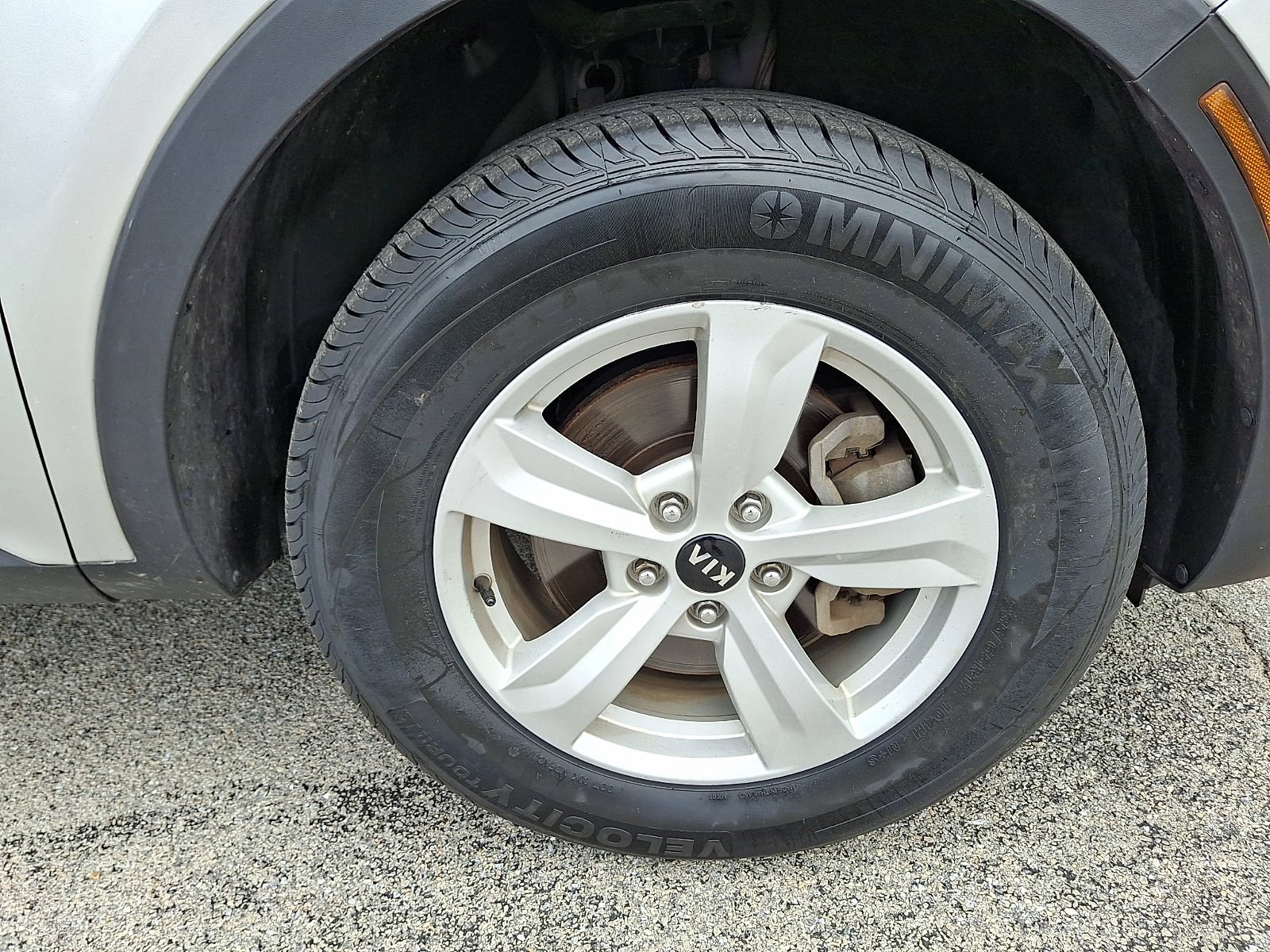 Used 2021 Kia Sorento LX AWD/4WD image 7