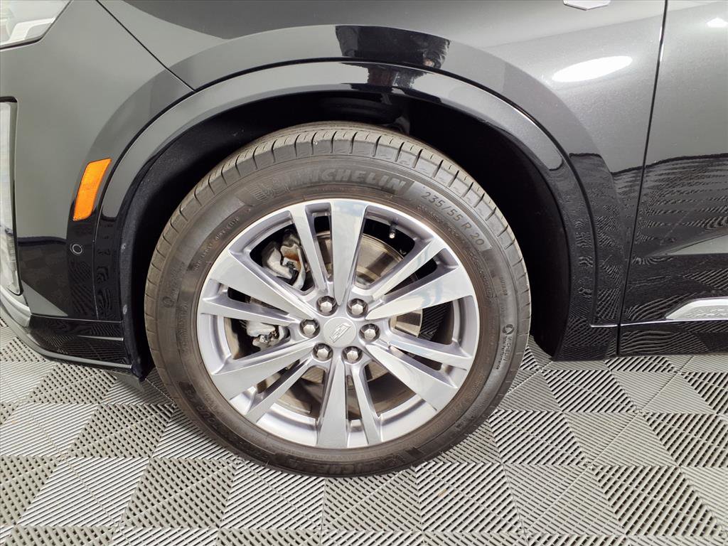 Certified 2023 Cadillac XT6 Premium Luxury w/ Technology Package image 7
