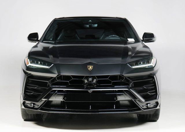 Used 2022 Lamborghini Urus image 8